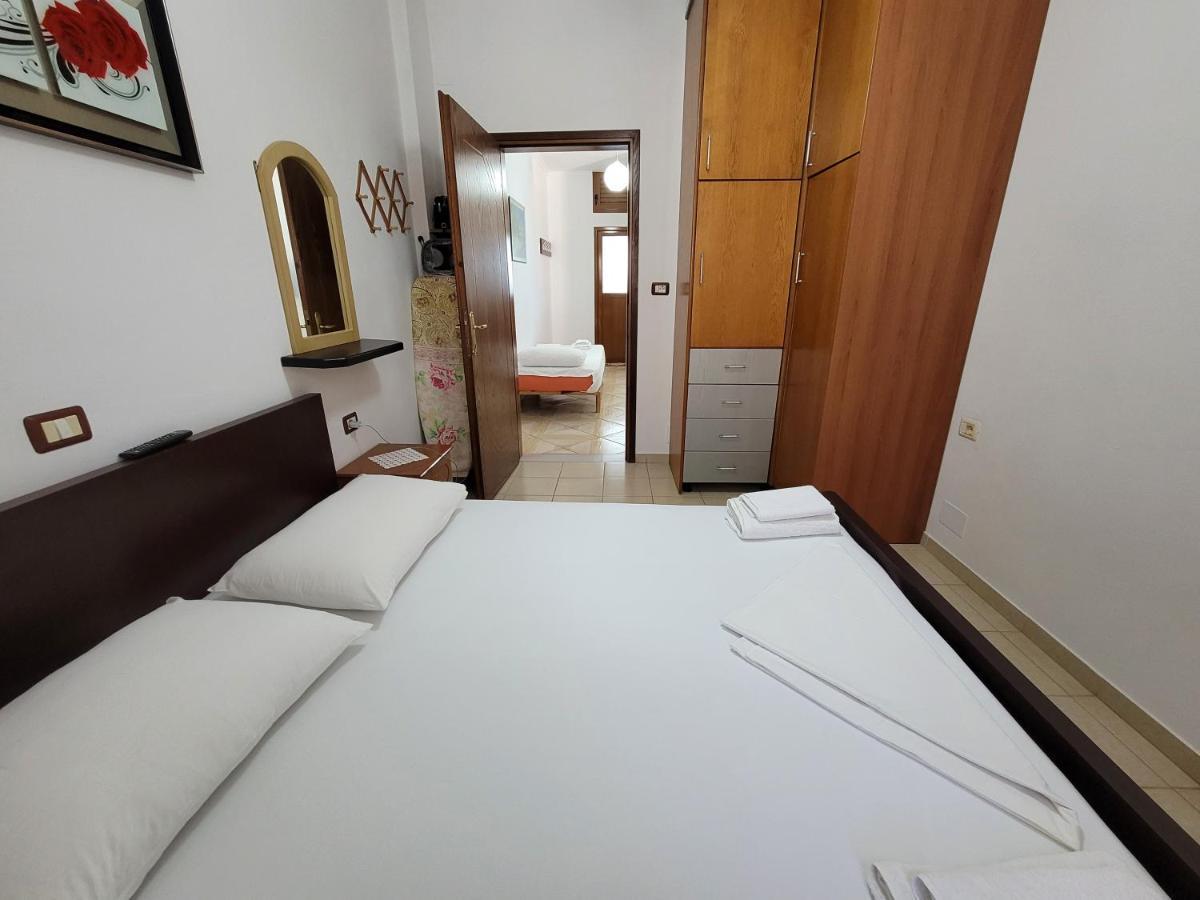 Apartments Vela Ксамил Экстерьер фото